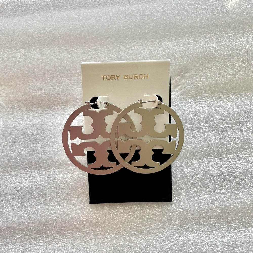 Brand New Tory Burch Large Earring